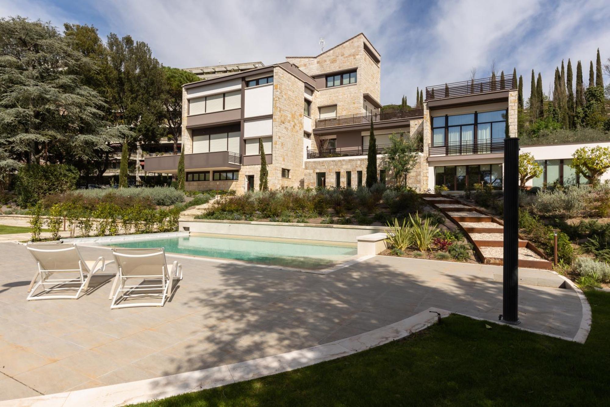 Exclusive Perugia Getaway - Apartments With Shared Pool & Parking Екстериор снимка